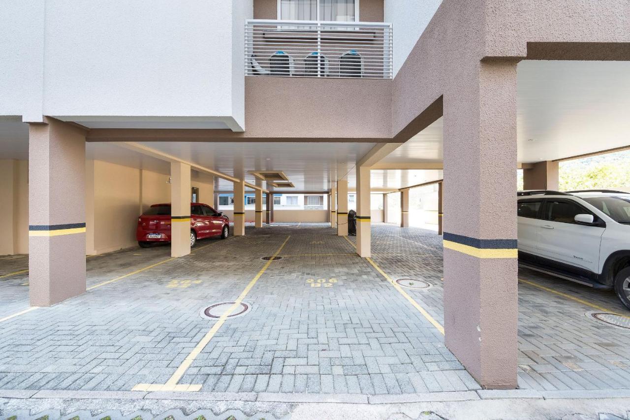 Cardeal 206B - Aconchegante Apartamento Na Praia De Bombas - 2 Dormitorios 5 Pessoas - Bombinhas Kültér fotó